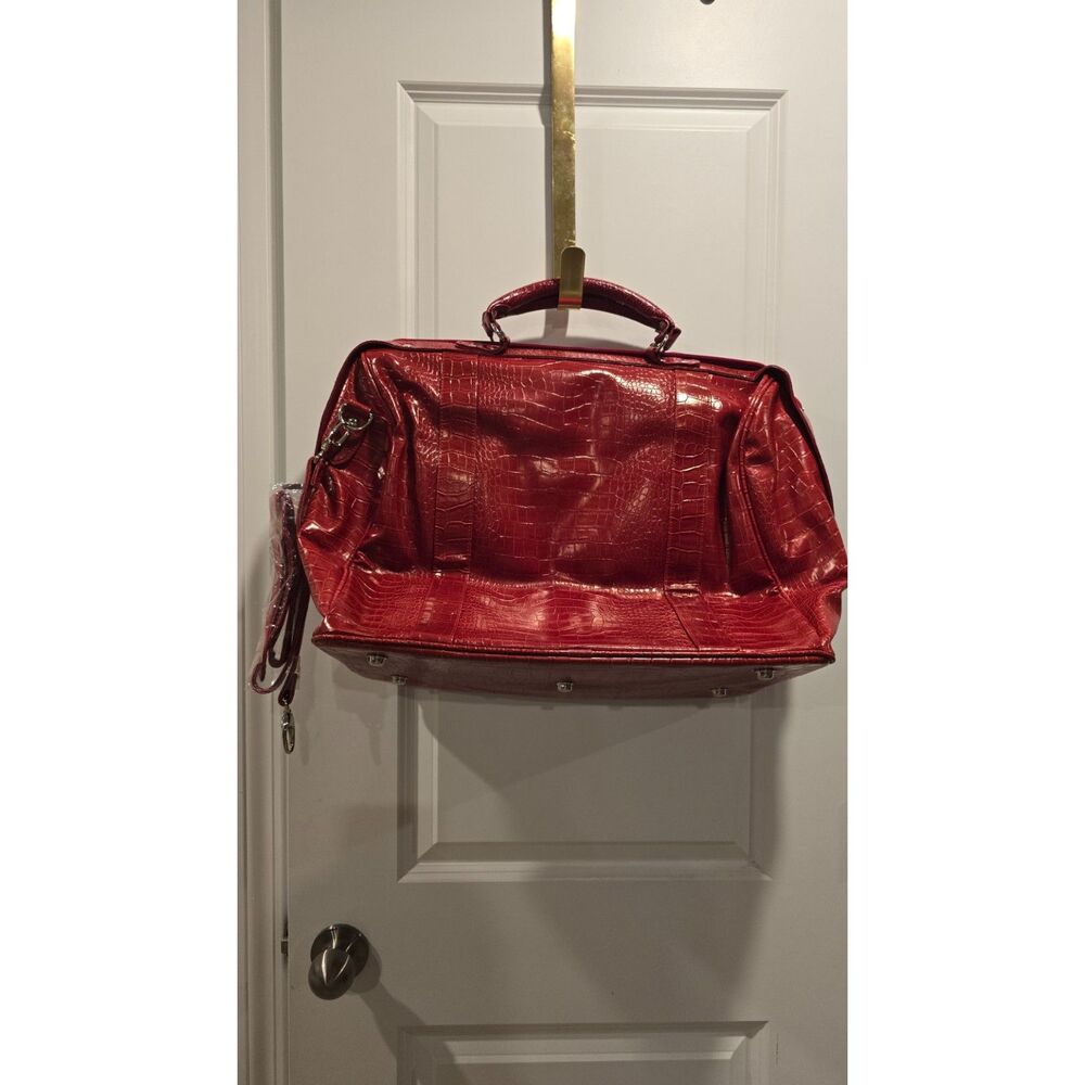 Red Bath & Body Weekender